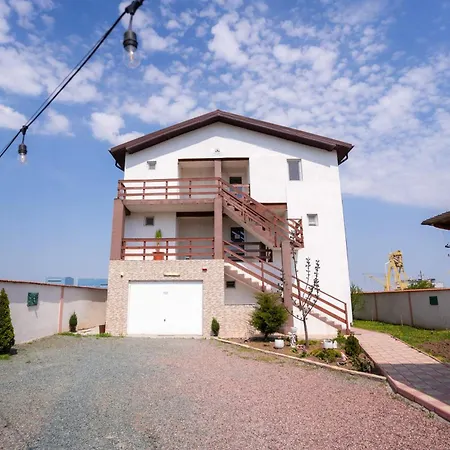 Penzion Casa Irina 2mai 4*