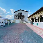Guest house Casa Irina 2mai 4*