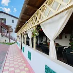 Guest house Casa Irina 2mai