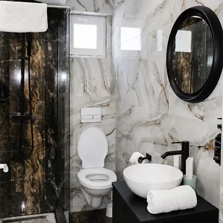 Casa Irina 2mai 4*