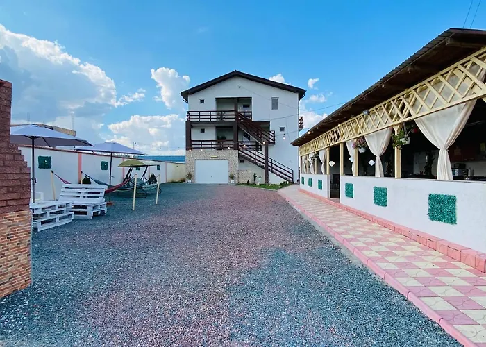 Πανσιόν Casa Irina 2mai 4*