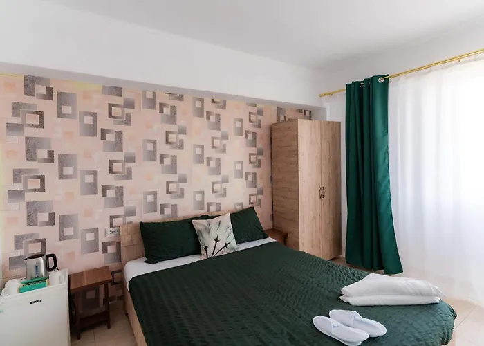 Casa Irina 2mai Πανσιόν