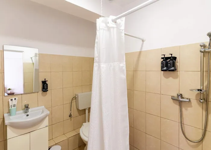 Casa Irina 2mai Πανσιόν