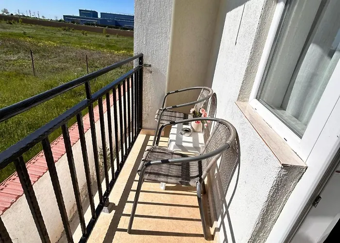 Πανσιόν Casa Irina 2mai 4*